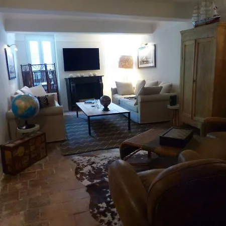 ヴィラ La Civadiere コゴラン